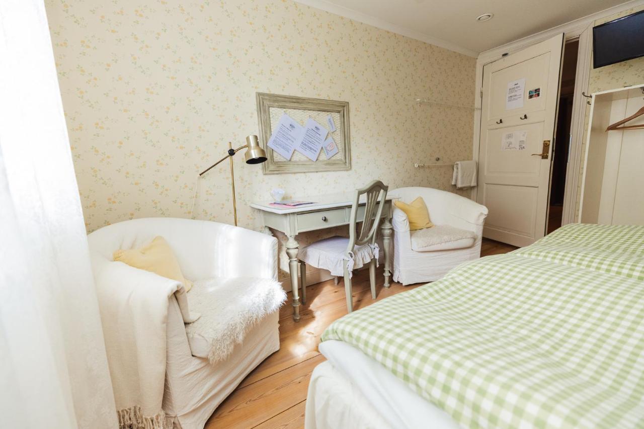 Backs Bed & Breakfast Vintrosa 외부 사진